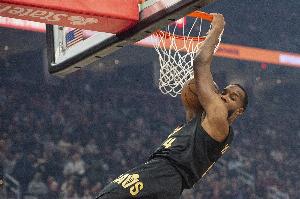 体育直播-莫布里满足65场标准 若三阵能多拿2300万 二阵及以上能多拿4500万