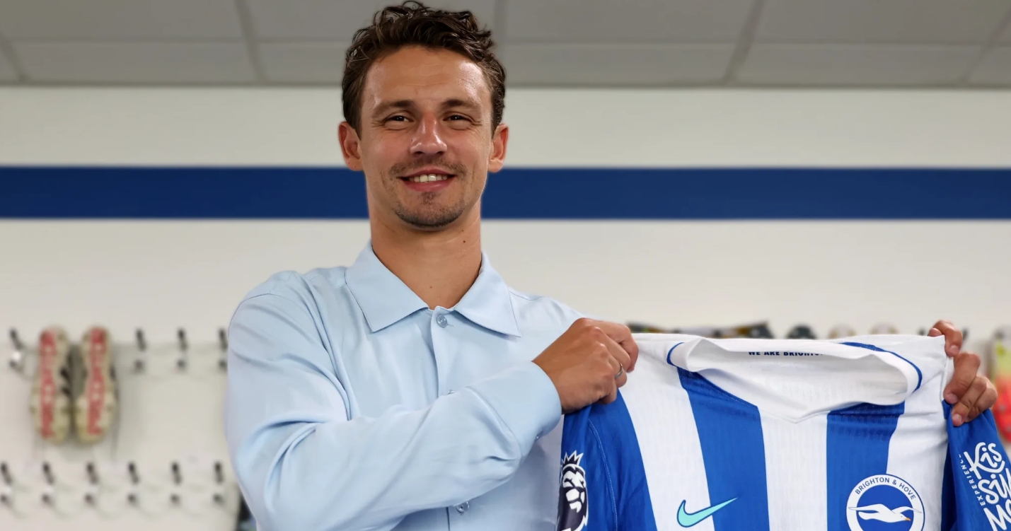 官方：布莱顿正式签下埃因霍温后卫博斯卡利，双方签约至2030年