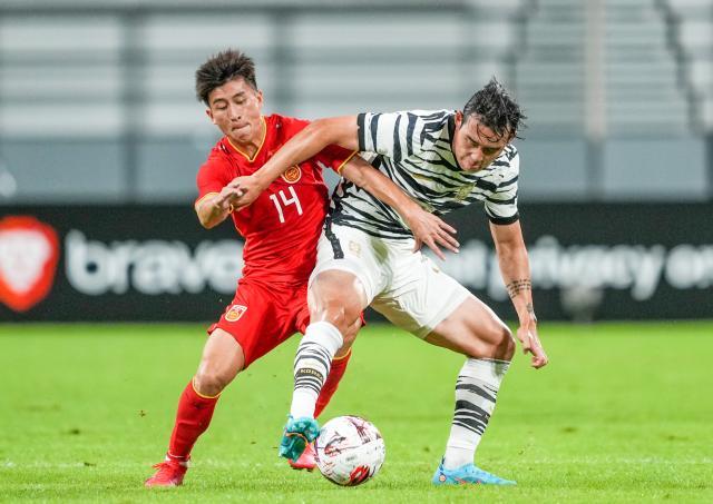 九游体育官网下载-马德兴：中韩差距在基本功 球员想攻却有心无力